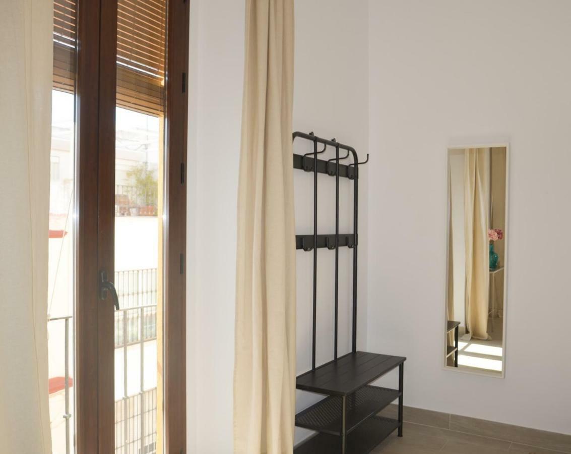 Apartamento Faustino Alvarez Seville Exterior photo